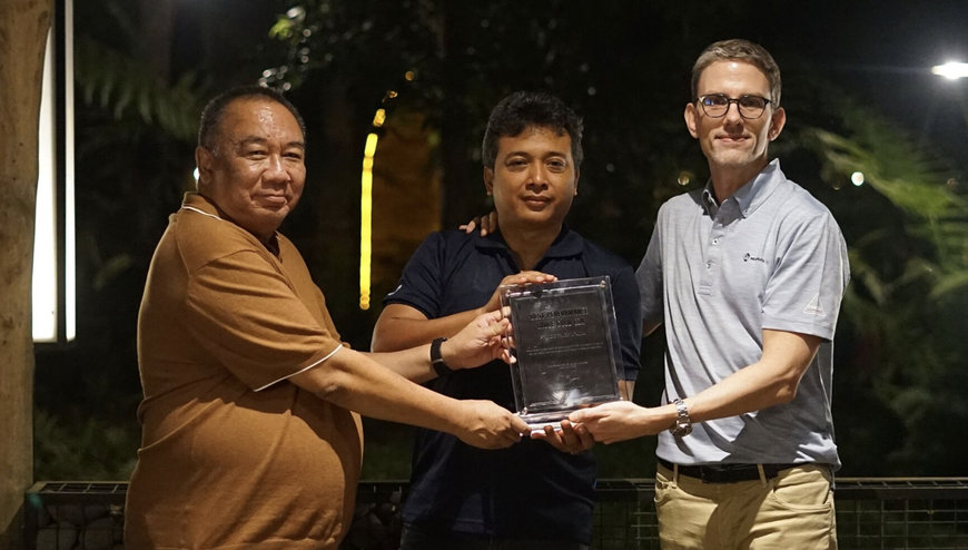 Volvo CE and dealer celebrate uptime in action in Indonesia